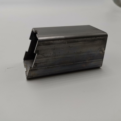 laser della metropolitana di CNC di 150mm che taglia l'acciaio vuoto rettangolare strutturale della sezione