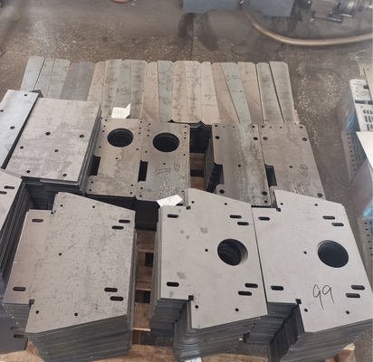 Il taglio a basso tenore di carbonio del laser del metallo di CNC di 20mm assiste Q235 parte il taglio del laser di acciaio dolce