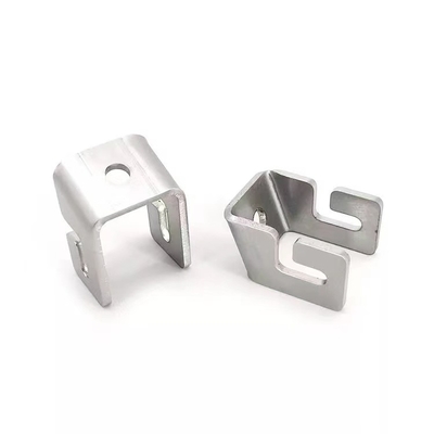 6mm hanno anodizzato il laser del metallo di CNC che taglia le parentesi angolari della lamiera sottile del acciaio al carbonio