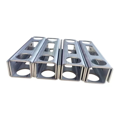 Laser del metallo di CNC dell'ANSI 8mm che taglia la lamiera di acciaio dolce che piega formando saldatura